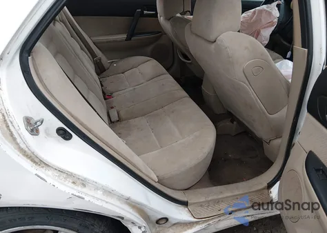 2006 Mazda Mazda6 S z USA, uszkodzony, nr VIN 1YVHP80DX65M38658